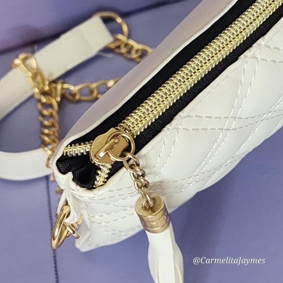 White And Gold Quilted Diamond Pattern Gold Tassel Clutch And Crossbody Purse ๐ - Picture 8 of 9